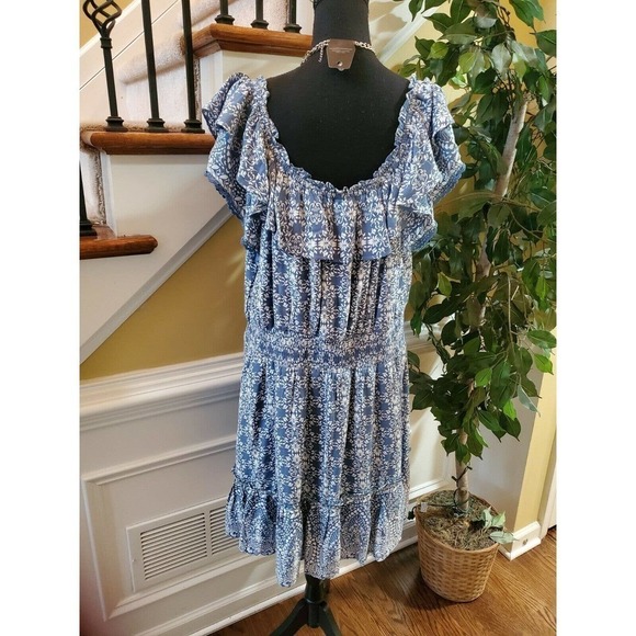 American Rag Off Shoulder Ruffle Dress- Junior 1X - Picture 7 of 16